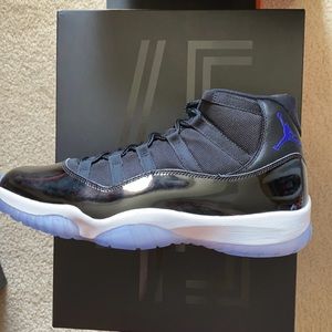 Air Jordan 11 retro “Space Jam” shoes
